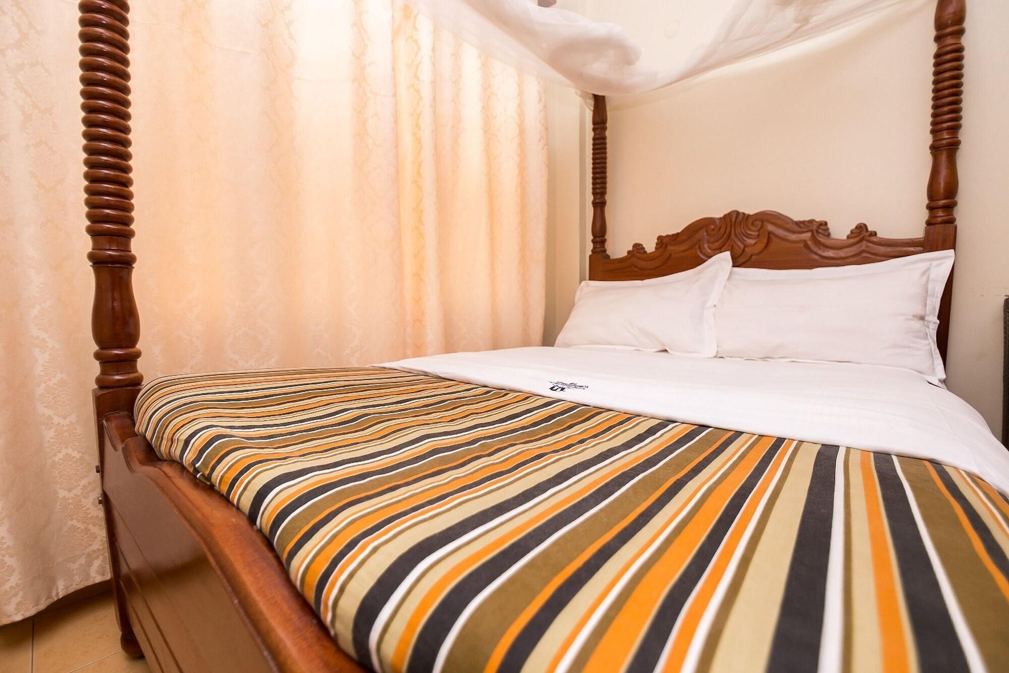 Upperhill Blueberry Hotel Nairobi Exterior photo