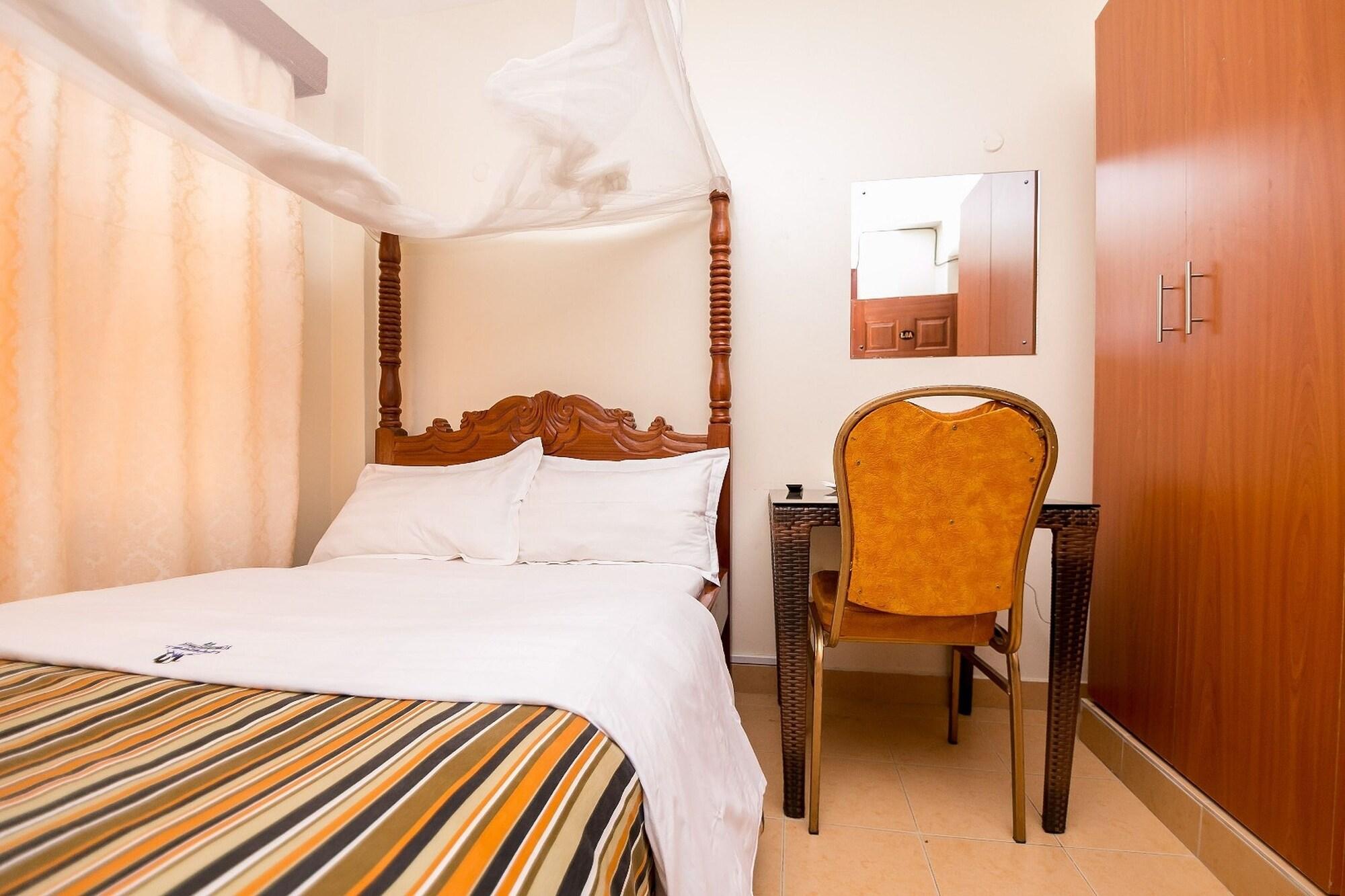 Upperhill Blueberry Hotel Nairobi Exterior photo
